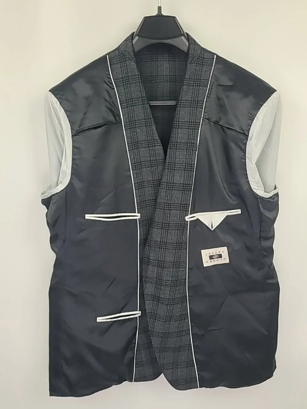 Joseph Abboud paul betenly
